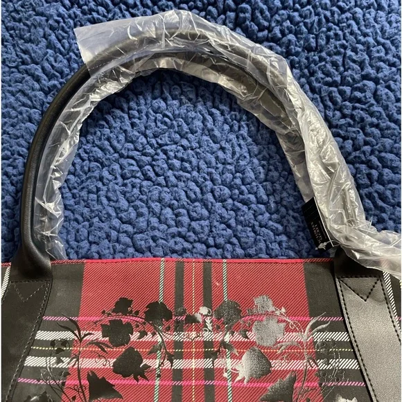 Victoria Secret Bag - Picture 6 of 13